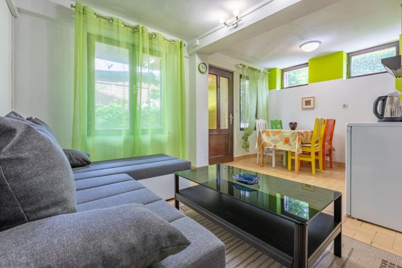 Apartments Zec Selce Extérieur photo