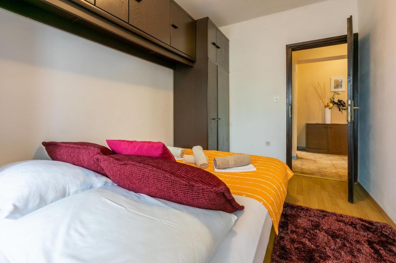 Apartments Zec Selce Extérieur photo